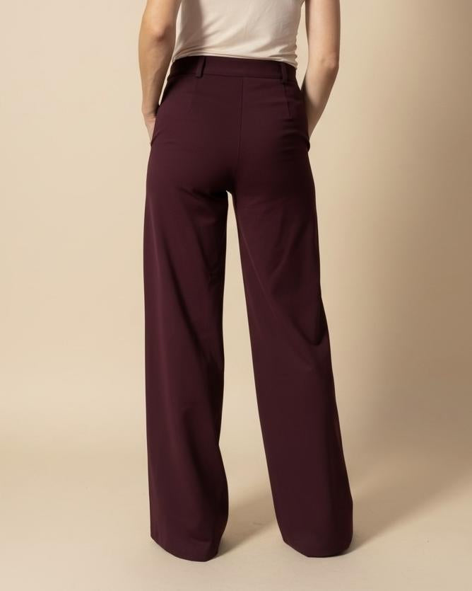 Pantaloni Bordeaux a Palazzo con Vita Alta