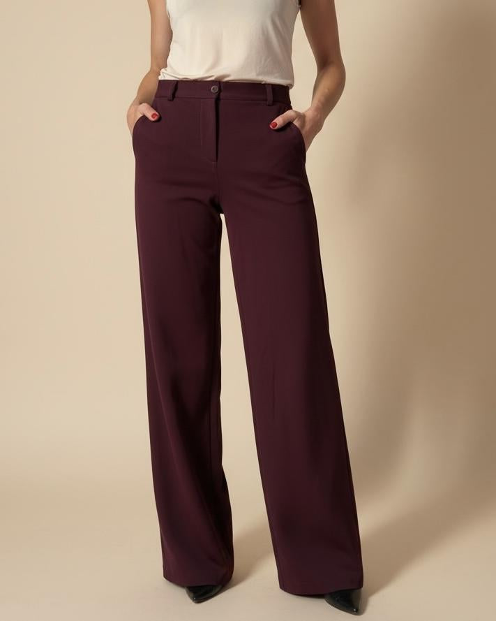 Pantaloni Bordeaux a Palazzo con Vita Alta